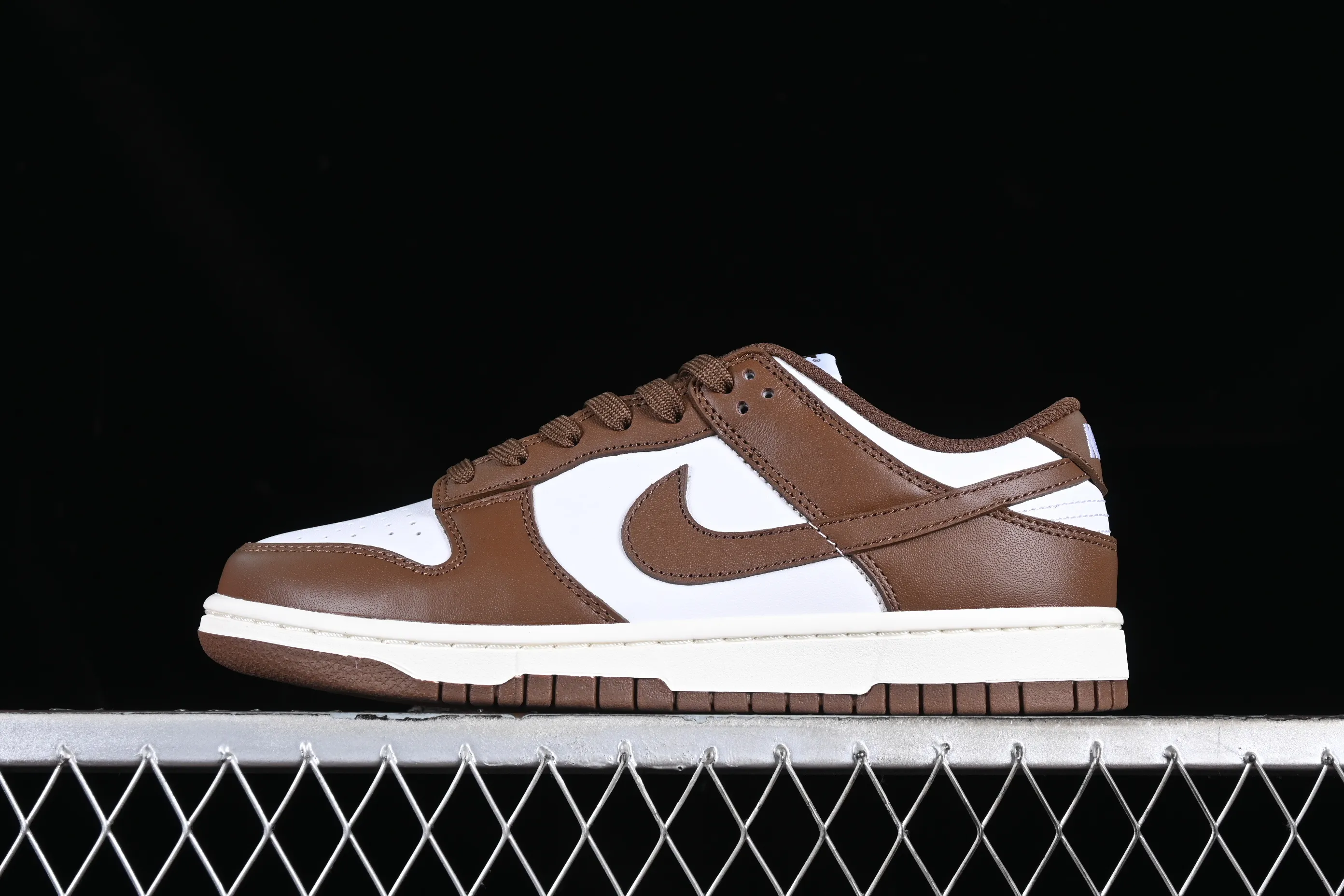 All Categories Nk SB Dunk Series Nk SB Dunk Low Low-top sneakers Nk Dunk Low "Cacao Wow" Mocha color SB low-top casual sneakers DD1503-124